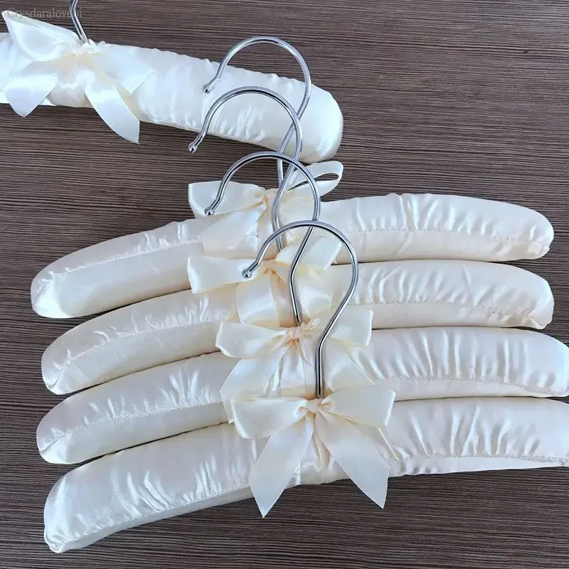 아기옷 컬러풀 옷걸이 걸이용 고리 실크 소형 플라스틱  - Baby Clothing Hangers 리뷰 및 가격